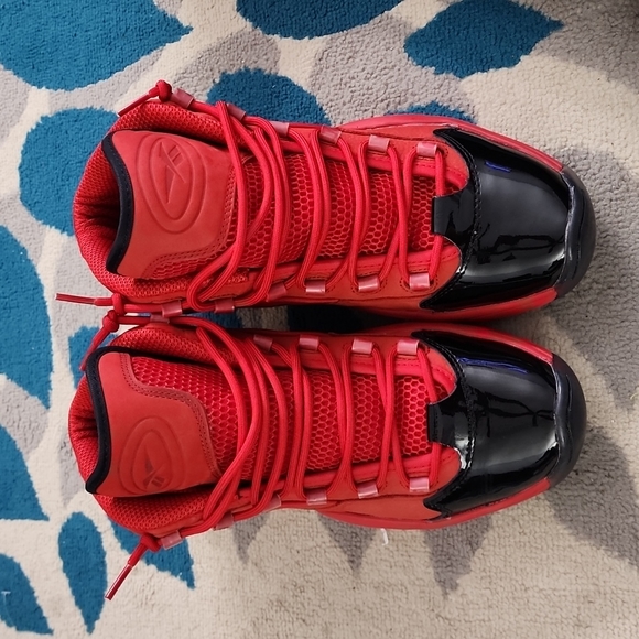 Reebok Question Sneakers - Picture 1 of 6